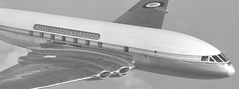 Comet aeroplane windows