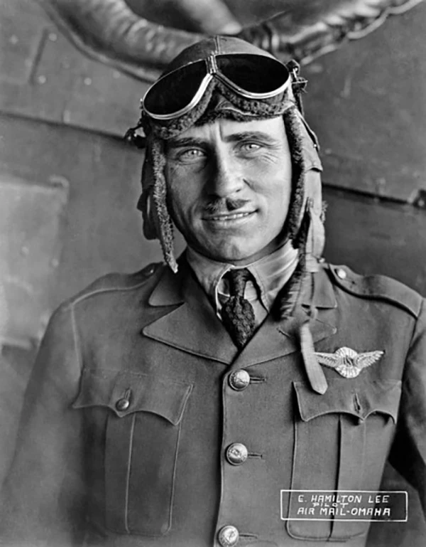 E. Hamilton Lee